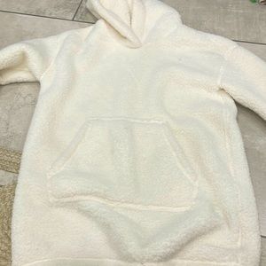 Over sized fluffy hoodie